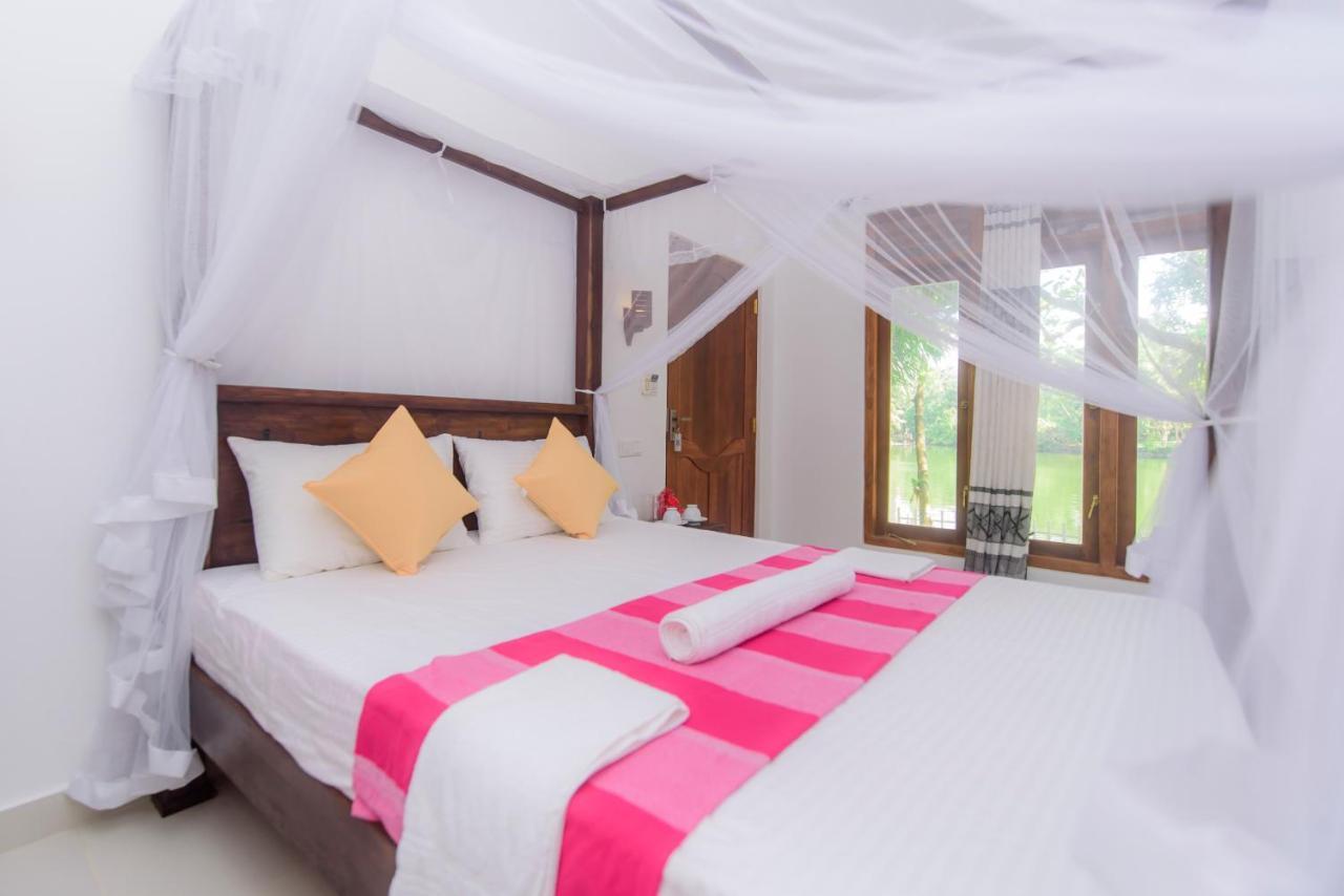 Scenery River Star Hotel 希克杜沃 外观 照片